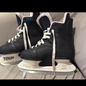 Men's Black Tour 60 Series Hockey Skates